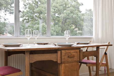 Chic London Zone 2 Apartment