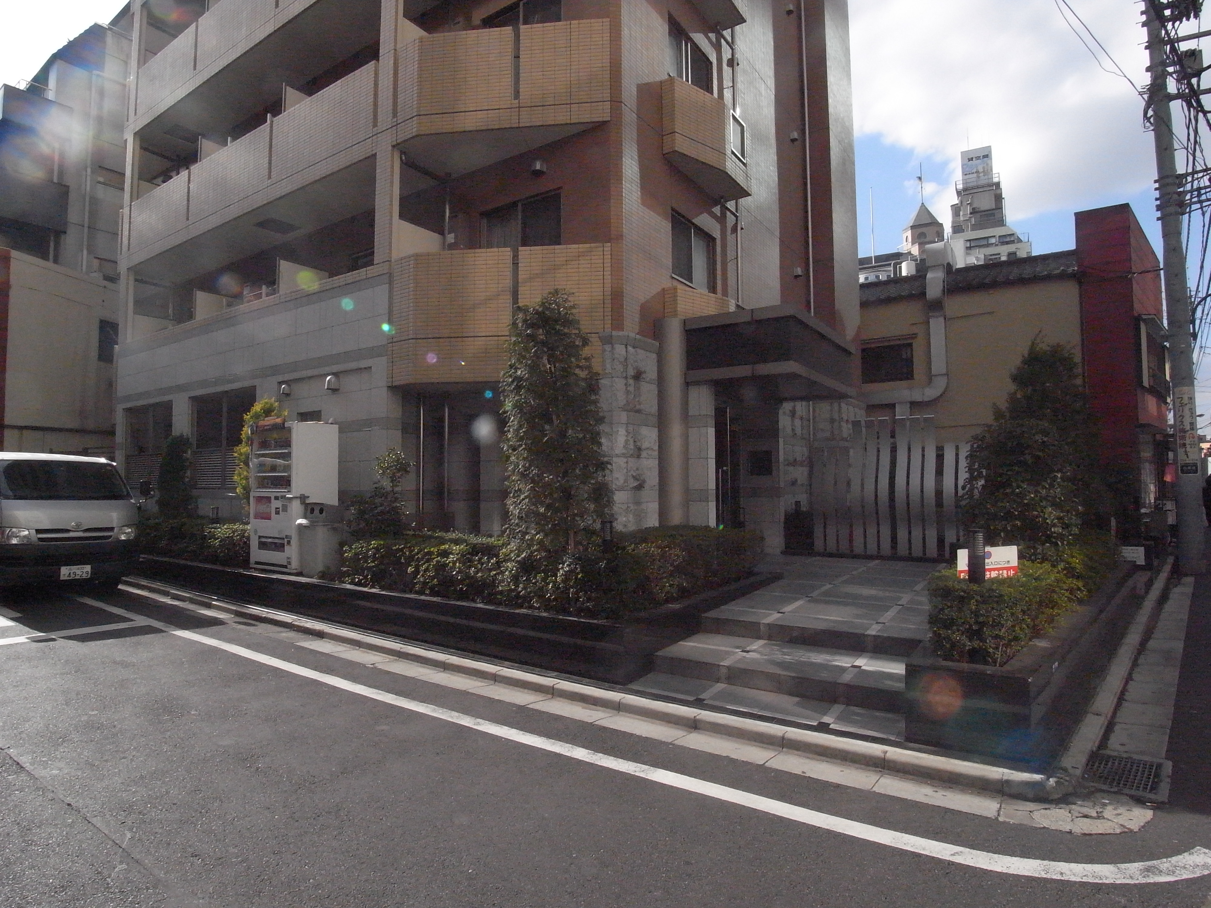 Palace Studio Shinjuku West Tokyo Furnished Apartments - 